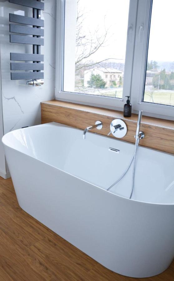 Luxury Apartment With Private Sauna Pod Javorovym Trinec Εξωτερικό φωτογραφία